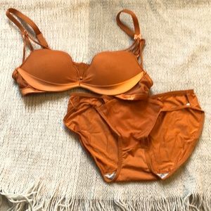 Bra & Panty set 34B NWOT
